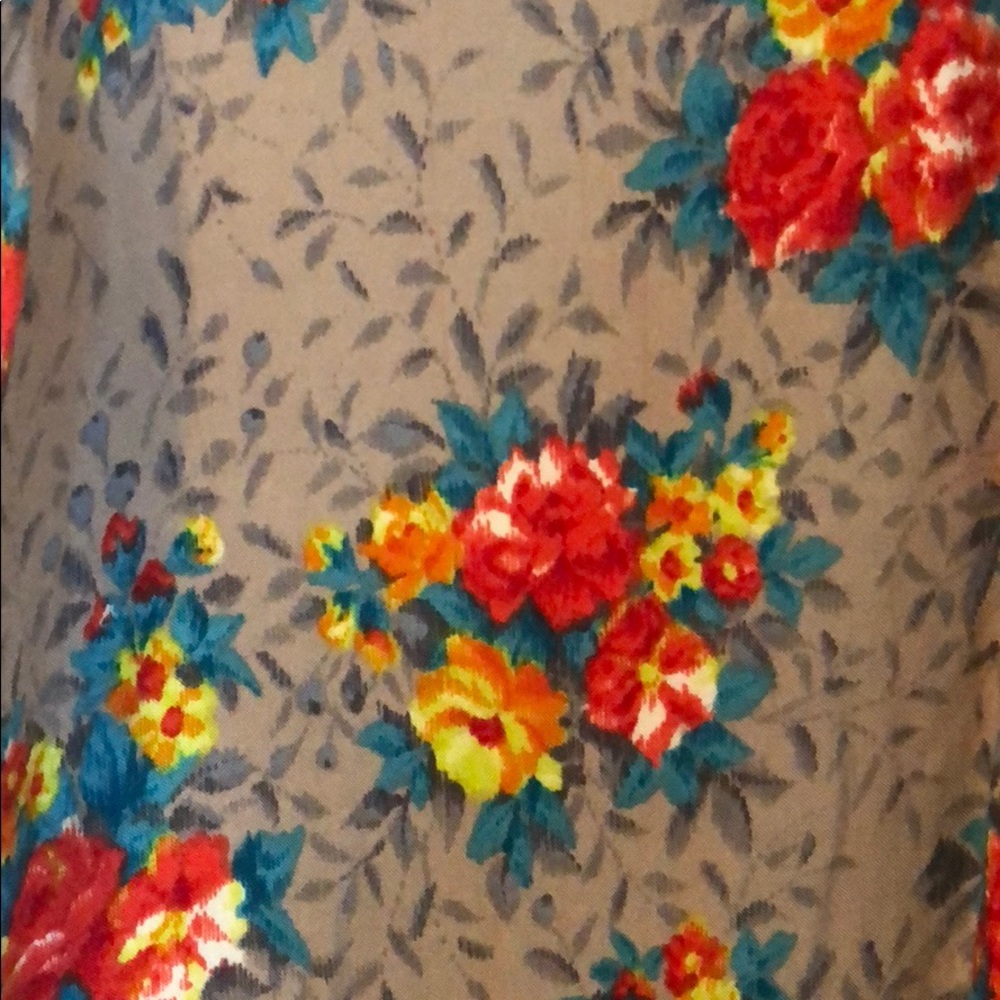 Floral shirt or dress - Picture 4 of 4